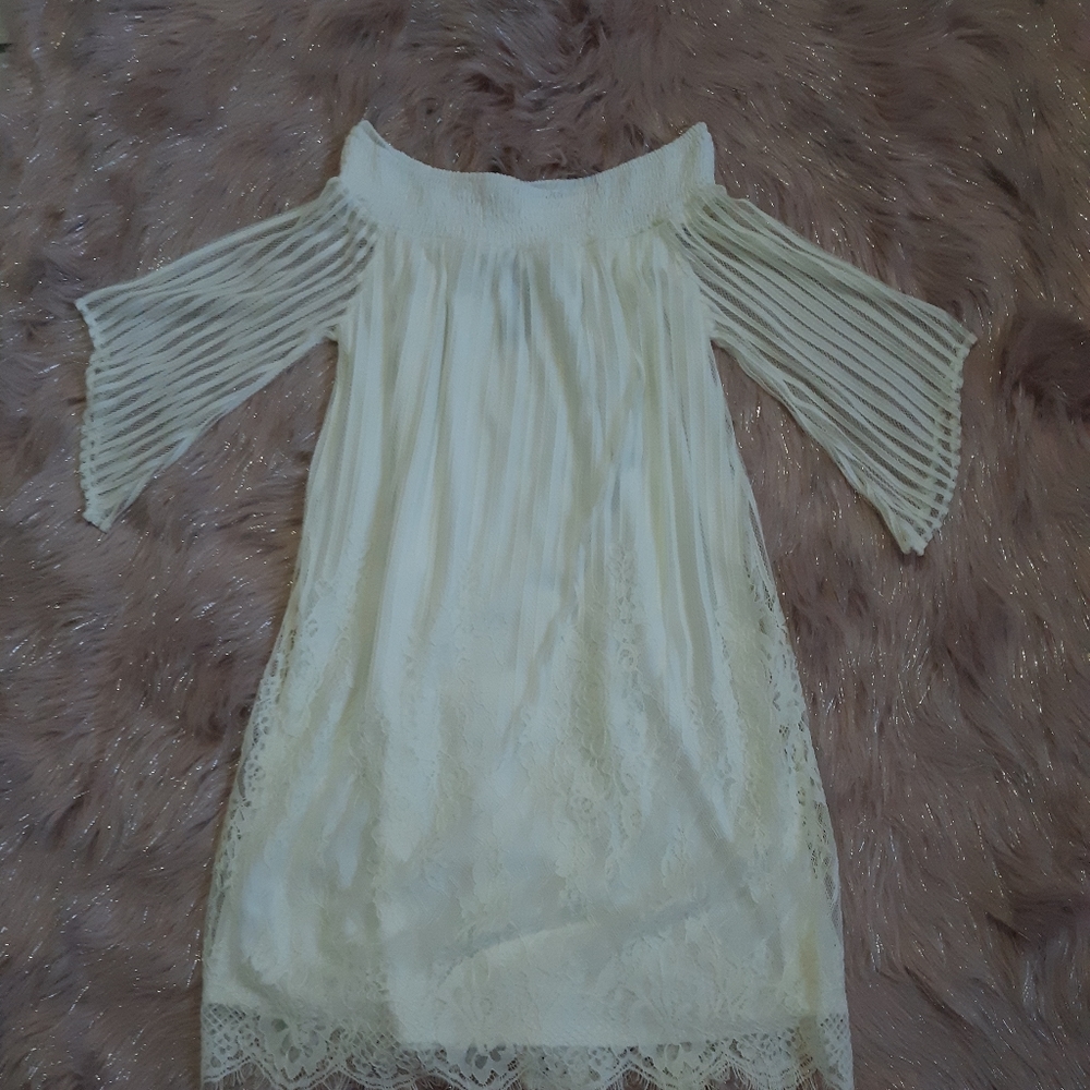 Dress - Picture 2 of 2